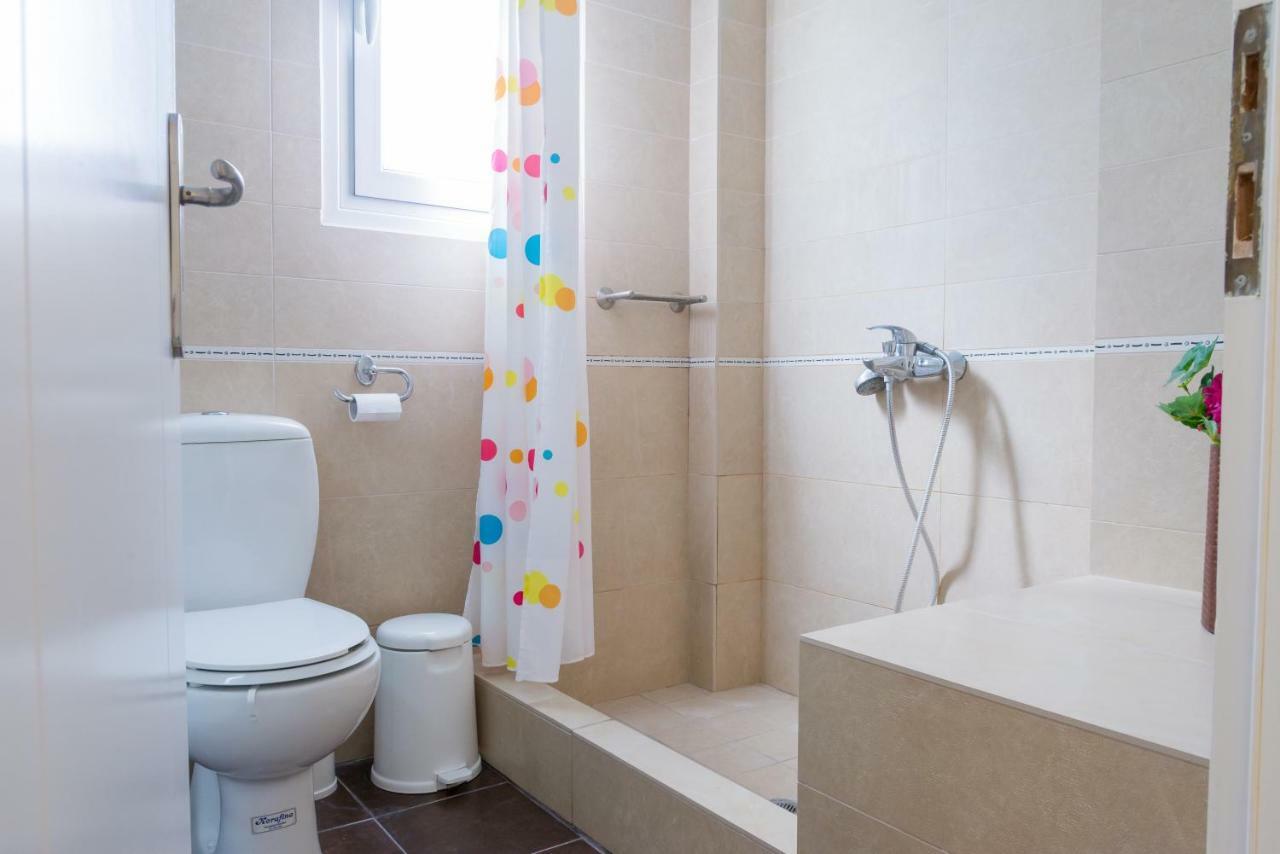 Rania Apartments Helmata מראה חיצוני תמונה